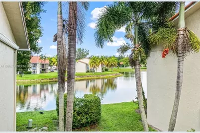 1495 Lake Crystal Dr #H, West Palm Beach, FL 33411 - Photo 18