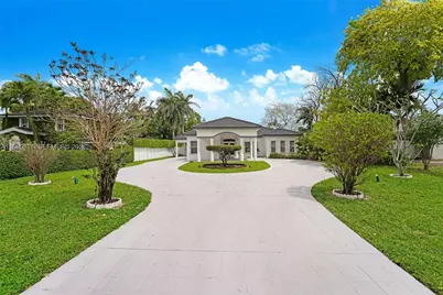 69 S Royal Poinciana Boulevard, Miami Springs, FL 33166 - Photo 1