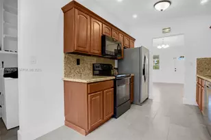 6339 SW 32nd St, Miami, FL 33155 - Photo 14
