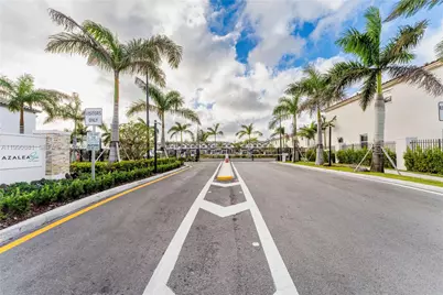 5514 NW 27th St, Lauderhill, FL 33313 - Photo 4