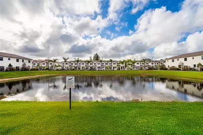 5514 NW 27th St, Lauderhill, FL 33313 - Photo 6