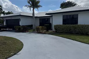 4905 Bayberry Ln, Tamarac, FL 33319 - Photo 2