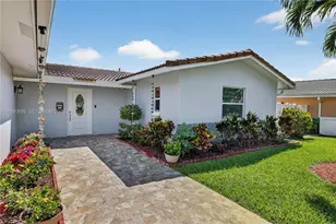 3851 NW 78th Ln, Coral Springs, FL 33065 - Photo 4