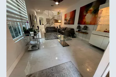 6923 Julia Gardens Dr, Coconut Creek, FL 33073 - Photo 2