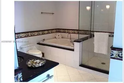 540 West Ave #1013, Miami Beach, FL 33139 - Photo 6