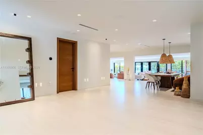 11450 N Bayshore Dr, North Miami, FL 33181 - Photo 6