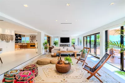 11450 N Bayshore Dr, North Miami, FL 33181 - Photo 14