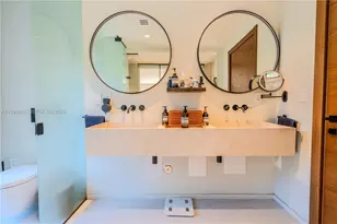 11450 N Bayshore Dr, North Miami, FL 33181 - Photo 26