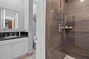 392 Coconut Cir, Weston, FL 33326 - Photo 26