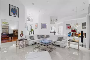 392 Coconut Cir, Weston, FL 33326 - Photo 4