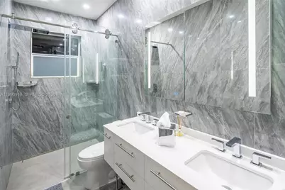 392 Coconut Cir, Weston, FL 33326 - Photo 32