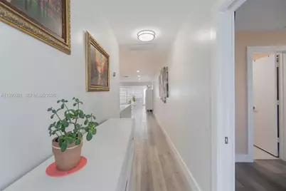 2400 Malayan Dr #94-D, Delray Beach, FL 33445 - Photo 2