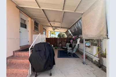 151 W 63rd St, Hialeah, FL 33012 - Photo 6