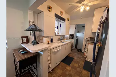 151 W 63rd St, Hialeah, FL 33012 - Photo 4