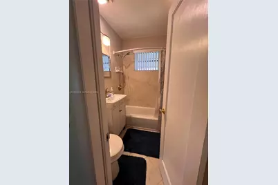 151 W 63rd St, Hialeah, FL 33012 - Photo 8
