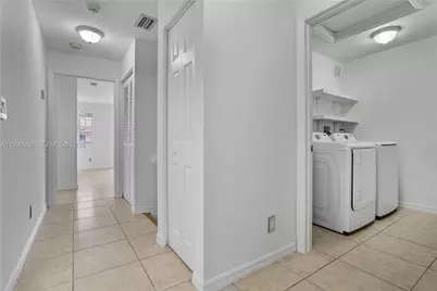 330 SW 2nd Ave #3, Hallandale Beach, FL 33009 - Photo 14