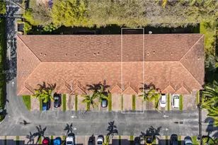 330 SW 2nd Ave, Hallandale Beach, FL 33009 - Photo 32