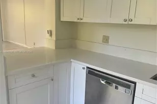 9450 Live Oak Pl, Davie, FL 33324 - Photo 4