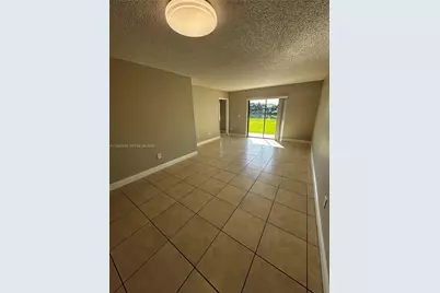 6565 W 26th Dr #103-34, Hialeah, FL 33016 - Photo 4
