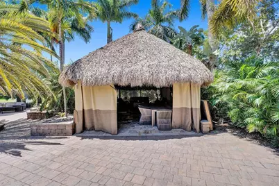 224 N Cortez Dr, Margate, FL 33068 - Photo 8