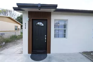 530 NW 10th Ave, Boynton Beach, FL 33435 - Photo 4