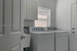 11289 NW 65th Manor, Parkland, FL 33076 - Photo 18