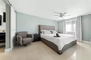 217 E Acre Dr, Plantation, FL 33317 - Photo 10