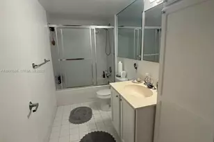 4025 N Federal Hwy, Oakland Park, FL 33308 - Photo 4