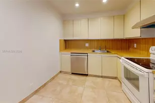 2500 Parkview Dr, Hallandale Beach, FL 33009 - Photo 4