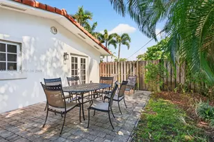 1661 Bel Air Ave, Lauderdale by the Sea, FL 33062 - Photo 24