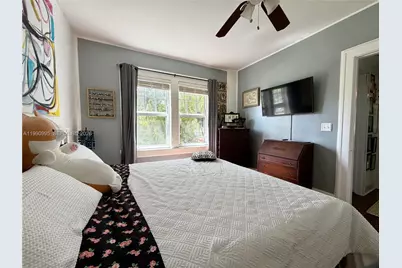 536 14th St #205, Miami Beach, FL 33139 - Photo 12