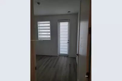 9133 NW 33rd St, Doral, FL 33172 - Photo 12