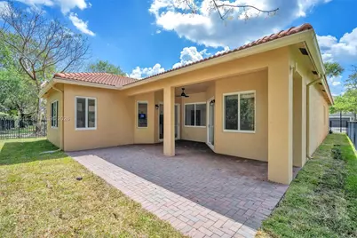 19381 Stonebrook St, Weston, FL 33332 - Photo 40