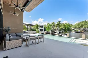 2215 NE 19th St, Fort Lauderdale, FL 33305 - Photo 46