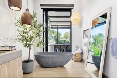 2215 NE 19th St, Fort Lauderdale, FL 33305 - Photo 24