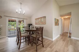 401 NW 83rd Way, Pembroke Pines, FL 33024 - Photo 24