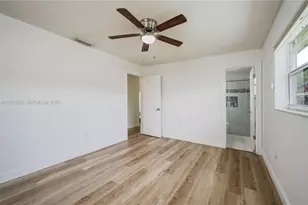 401 NW 83rd Way, Pembroke Pines, FL 33024 - Photo 14