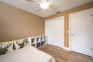 401 NW 83rd Way, Pembroke Pines, FL 33024 - Photo 34