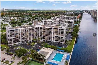 600 Parkview Dr #717, Hallandale Beach, FL 33009 - Photo 6