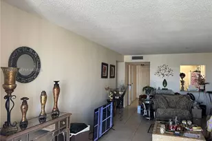 600 Parkview Dr, Hallandale Beach, FL 33009 - Photo 12