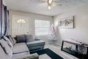 627 Washington Ave, Lake Wales, FL 33853 - Photo 10