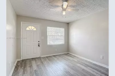 627 Washington Avenue, Lake Wales, FL 33853 - Photo 12