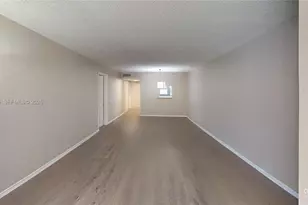 9800 Sunrise Lakes Blvd, Sunrise, FL 33322 - Photo 10