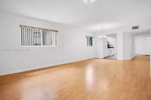 900 SW 142nd Ave, Pembroke Pines, FL 33027 - Photo 2