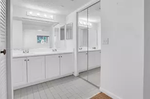 900 SW 142nd Ave, Pembroke Pines, FL 33027 - Photo 30