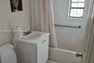 2345 NW 161st St, Miami Gardens, FL 33054 - Photo 18