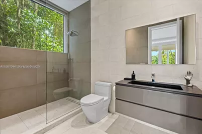 3465 N Meridian Ave #0, Miami Beach, FL 33140 - Photo 36