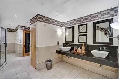 19400 Turnberry Way #1621, Aventura, FL 33180 - Photo 32