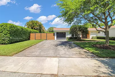 8975 SW 83rd St #0, Miami, FL 33173 - Photo 4