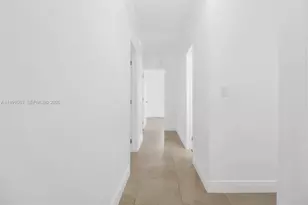 8975 SW 83rd St, Miami, FL 33173 - Photo 12